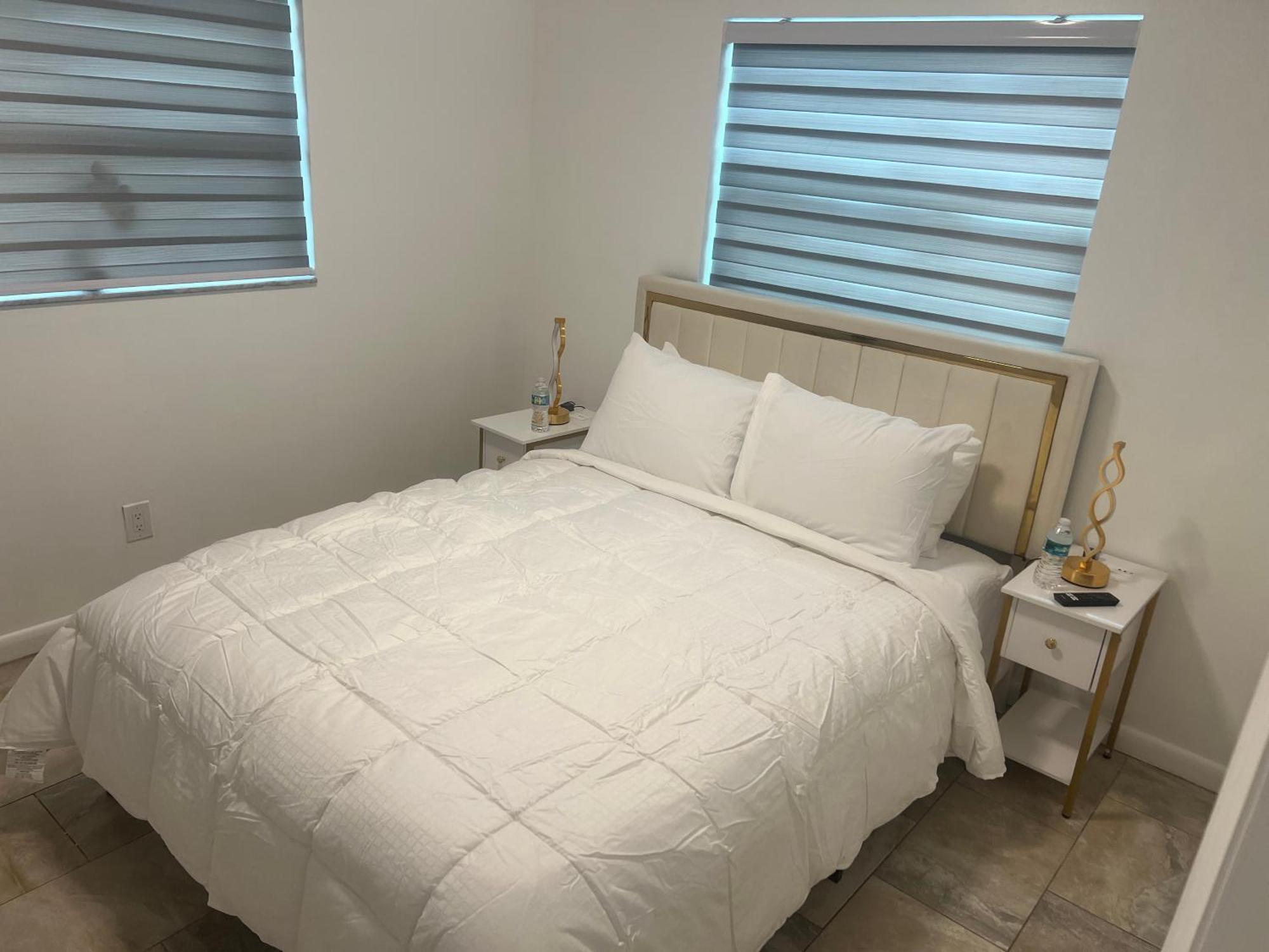 Golden House Villa Hollywood Luaran gambar